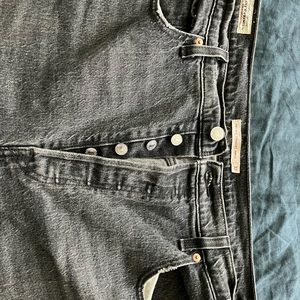 Ribcage Straight Ankle Women's Jeans
Color: Worn In Black 32W x 27L (ankle)